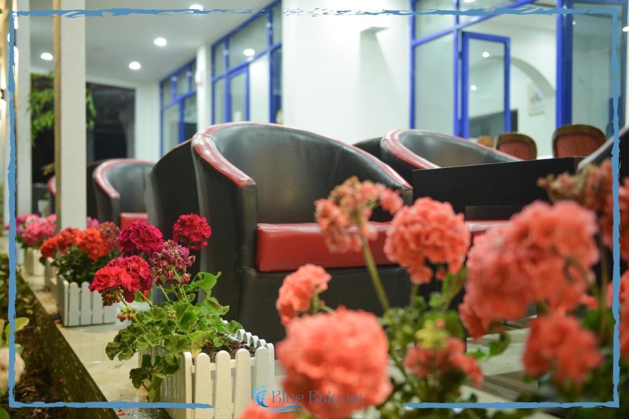Blue Balcony Hotel Голем Экстерьер фото