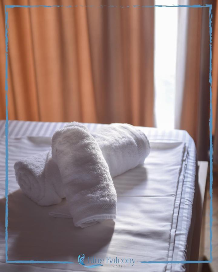Blue Balcony Hotel Голем Экстерьер фото