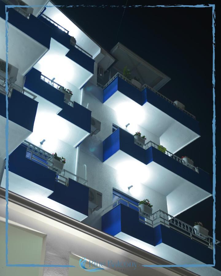 Blue Balcony Hotel Голем Экстерьер фото
