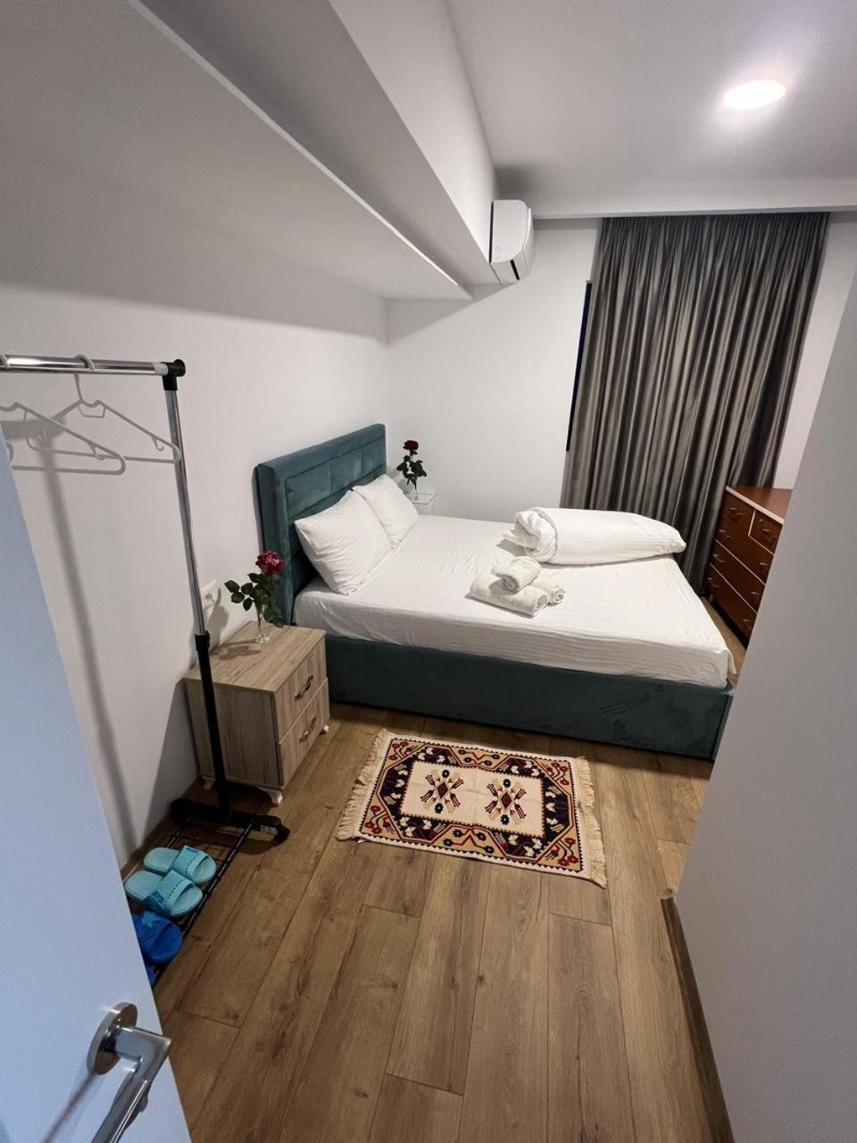 Blue Balcony Hotel Голем Экстерьер фото